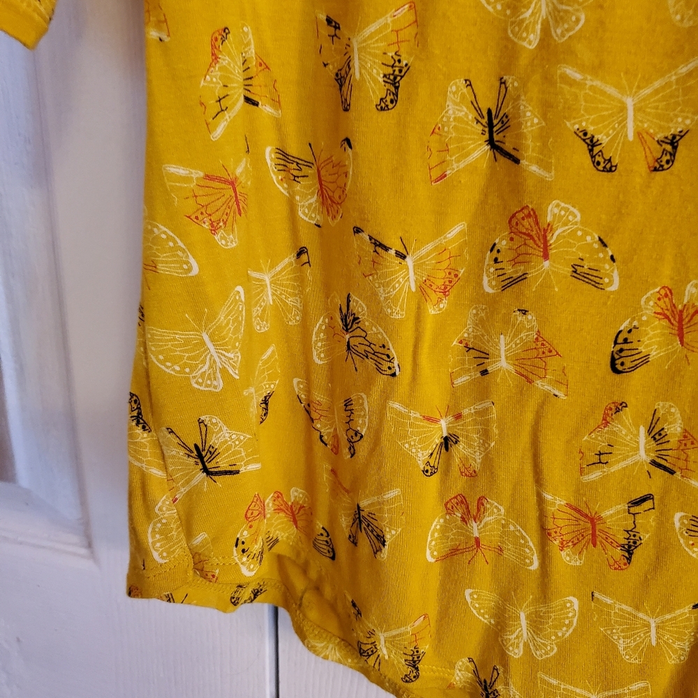 Apt 9 Yellow Top With Butterflies. S Med - Picture 3 of 5